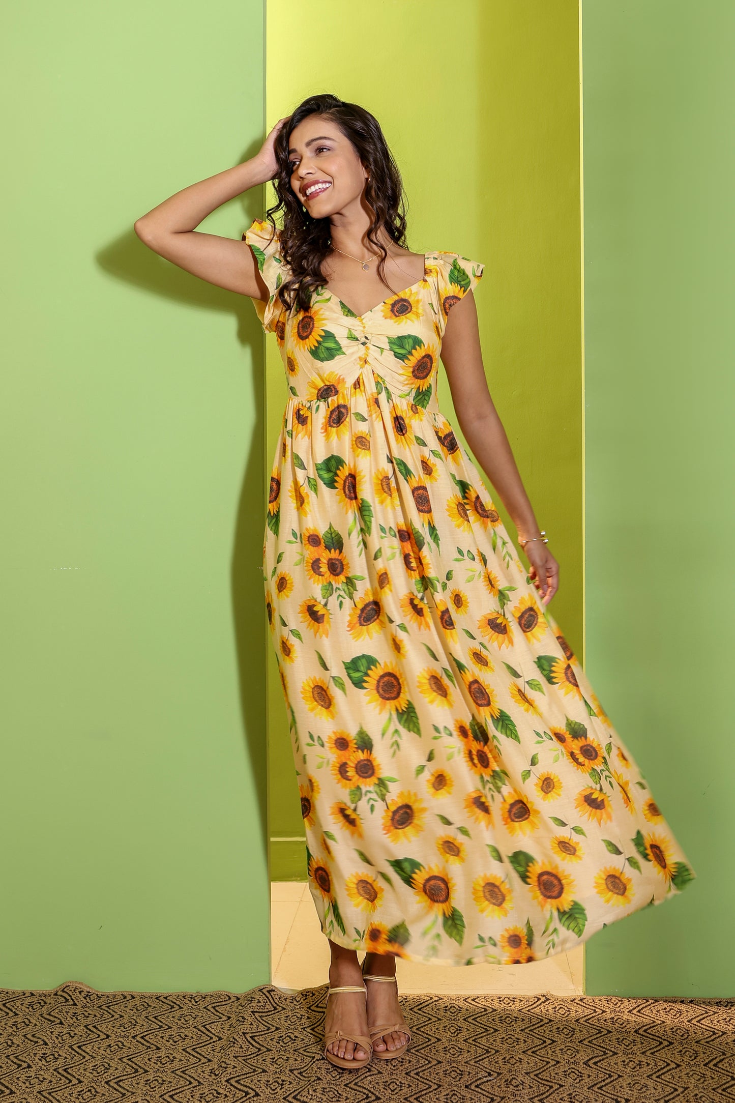 Sunlit Bloom Sweetheart Dress