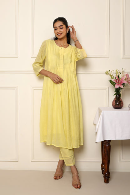 Sunehri Kurta Set