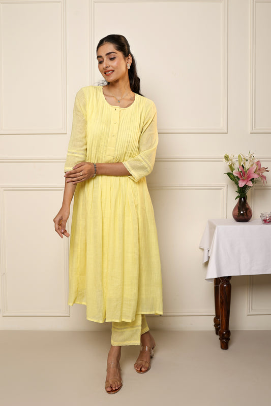 Sunehri Kurta Set